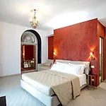 Ludus Rooms