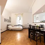 The Best Rent - Modern One-Bedroom Apartment In Trastevere