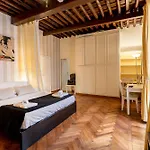 Prince\'S Suite - Budget Rooms & Apt Piazza Del Popolo