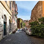 Roma Trastevere Accomodation