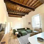 Aphrodite Apartment Piazza Venezia