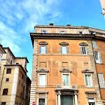 Aphrodite Apartment Piazza Venezia