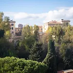 Cozy House By Rental In Rome