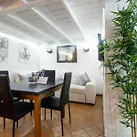 Via Dei Cestari Loft