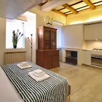 Cozy Studio Flat In Trastevere By Yourhost