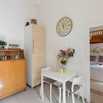 Iflat Little Flat In Testaccio Perfect Wfp, Wind, Fao