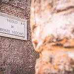 Lucrezia Apartment - Close To Piazza Navona