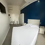 Boutique Rooms