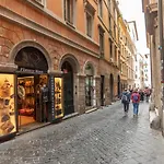 Lovely Nest By The Pantheon