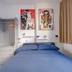 Modern Apartment At San Giovanni
