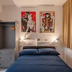 Modern Apartment At San Giovanni
