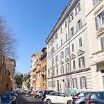 The 62 Home L Homkeey Apartments