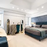 Circle Piazza Di Spagna 60 Suites Collection