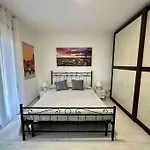 Appartamento Luminoso Domus Eur