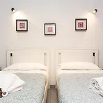 Paruta By Rental In Rome