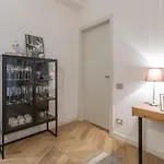 Luxury Trastevere Gym & Rooftop 5H