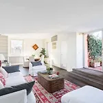 Pantheon Large Terrace Penthouse