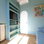 Spanish Steps Enchanting Apartment