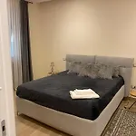 Gallia 60 Guest House
