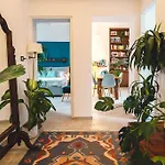 Vaticano/Trastevere Floreal Suite
