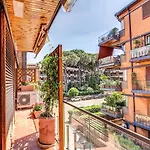 Terrazza Piccolomini: Elegant Apartment Stunning View Over Rome/St Peter\'S Dome