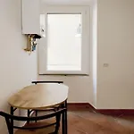 San Lorenzo Cozy Apartment In Rome