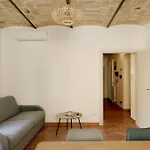 San Lorenzo Cozy Apartment In Rome