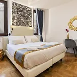 Navona Central Relais