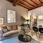 Farnese Suites