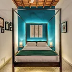 Farnese Suites
