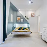 Bdc Alpha & Omega In Monti District With 2Bath