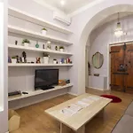 Apartment Luxury 3 Bedroom Flat By Interhome