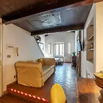 Historical Loft At Campo De Fiori