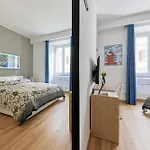 Iflat Lovely Modern Apartment