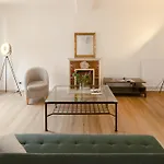 Via Francesco Crispi Private Apartment
