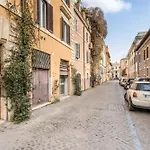 Trastevere Stylish