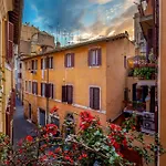Bollo Apartments