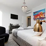 Boutique Suites Della Croce