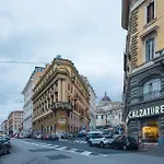 The Best Rent - Two-Bedroom Apartment Near Fori Imperiali