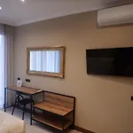 Domus Aurelia Studio Apartments