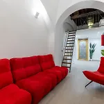 Lovely Studio Apartment - Capocci