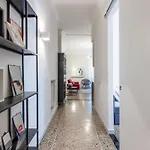 Design Apartment In Prati
