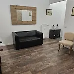 Miriam Apartment