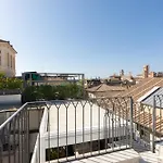 Amazing 3 Levels Penthouse Piazza Venezia