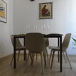 Bella Vita, Big Apartment Next To Colosseum