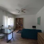 Cozy Apartment In Quiet And Green Area