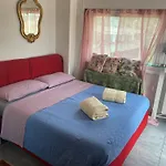 Apartment In Roma With Terrace