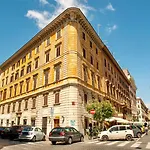 Alberto Vatican House