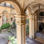 Arenula Suites