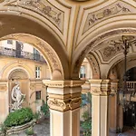 Arenula Suites